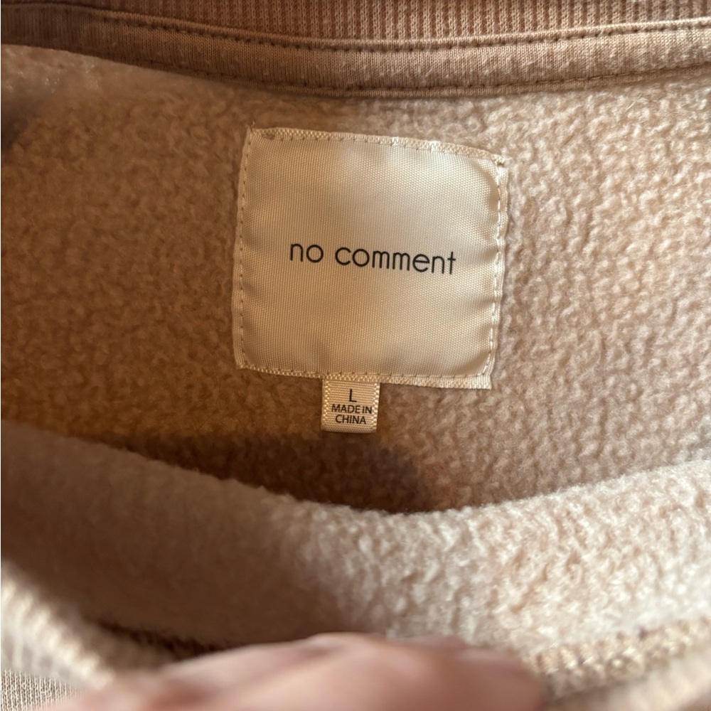 No Comment Beige Butterfly Applique Sweatshirt Large Cozy Fleece Pullover - Picture 3 of 7